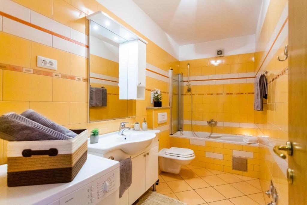 Apartments Dea Caeli เวลาลูกา ภายนอก รูปภาพ