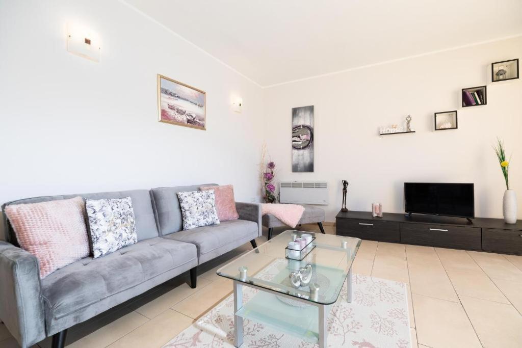 Apartments Dea Caeli เวลาลูกา ภายนอก รูปภาพ